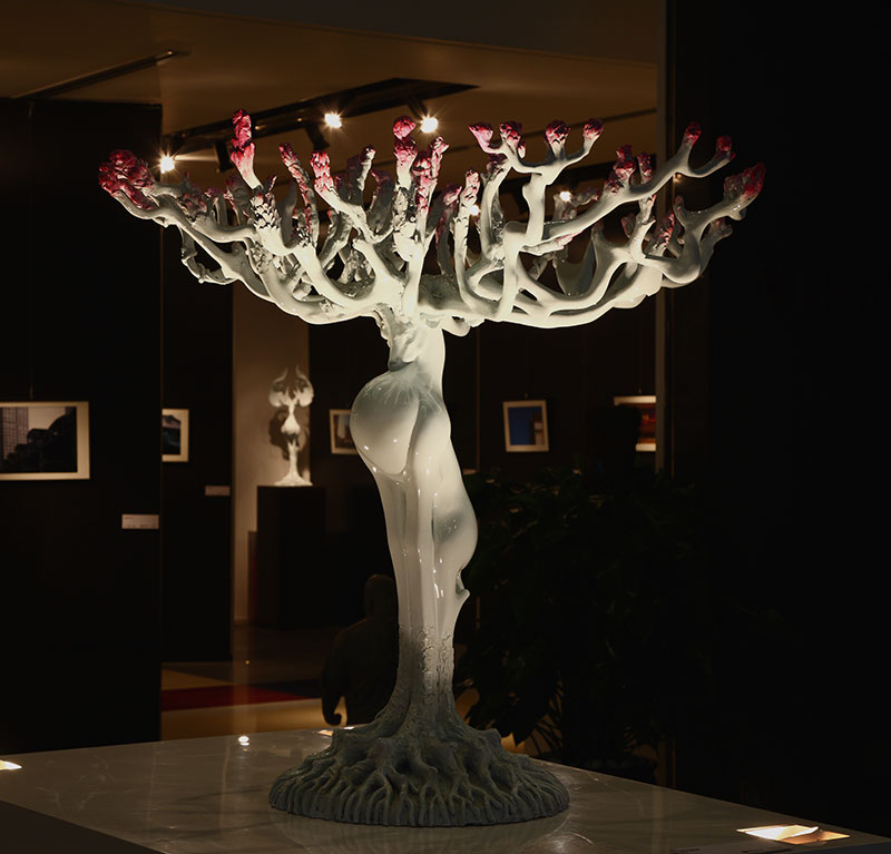 《儿时的森林二》-100X100X100cm--玻璃钢-2009年.jpg